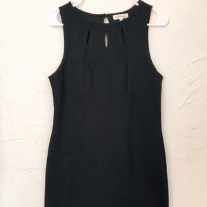 MONTEAU | mid-thigh little black dress